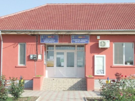 În cel mult 3 luni vor avea loc alegeri pentru funcţia de primar la Rasova. Iată cine se pregăteşte de candidatură!